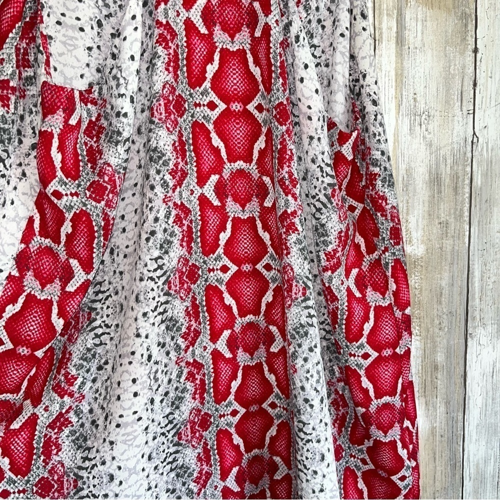 Peace Love Cake Snake Print Cami Tank Red Gray V-Neck Large Boho - Picture 6 of 7